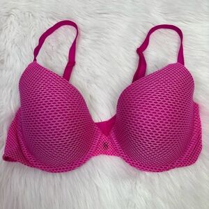 Victoria’s Secret Uplift Semi Demi Bra Size 34D Textured Gorgeous Pink Underwire